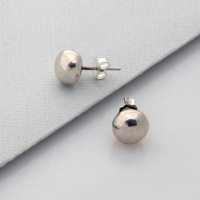 Louise Douglas | Pebble Studs