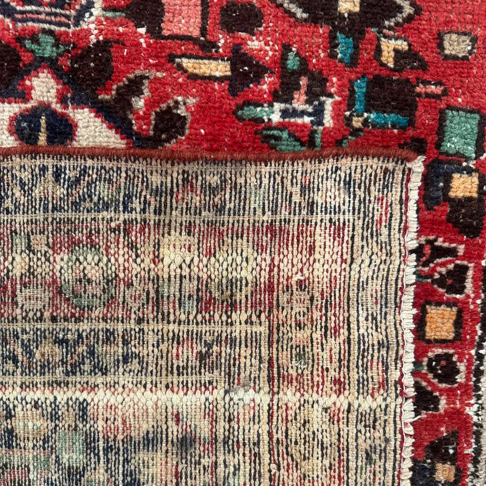 Hand Knotted Vintage Persian Shirazi Rug 528 | 284 x 110cm