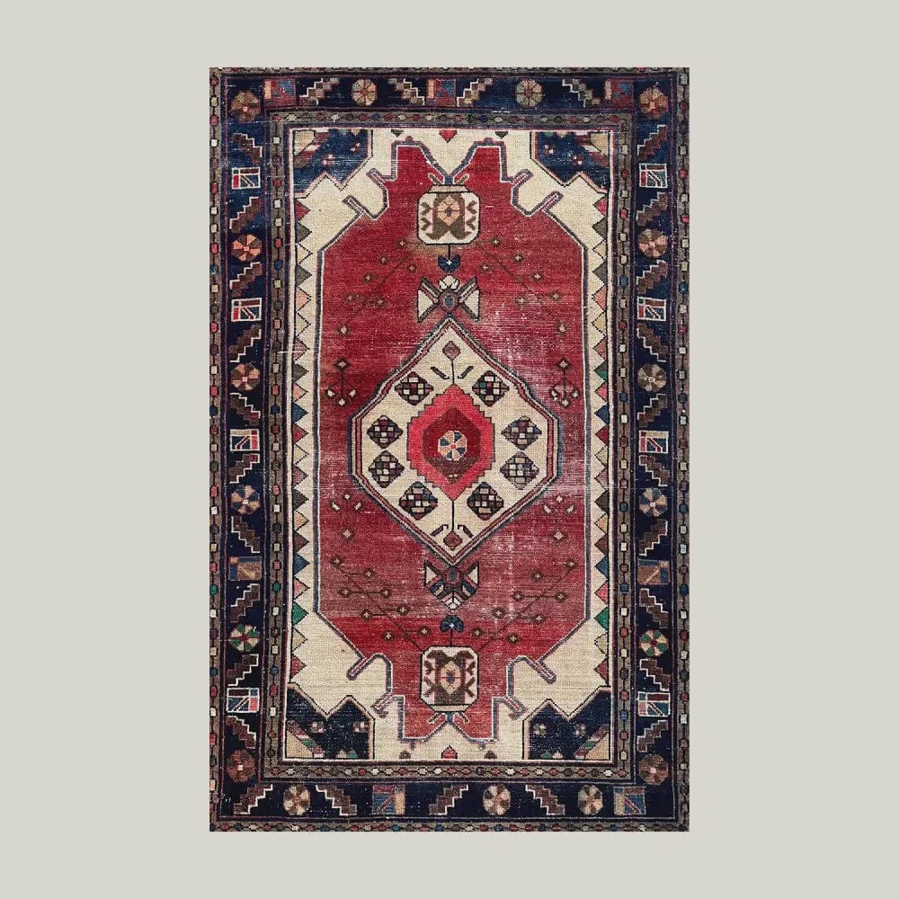 Hand Knotted Vintage Persian Shirazi Rug | 178 x 107cm