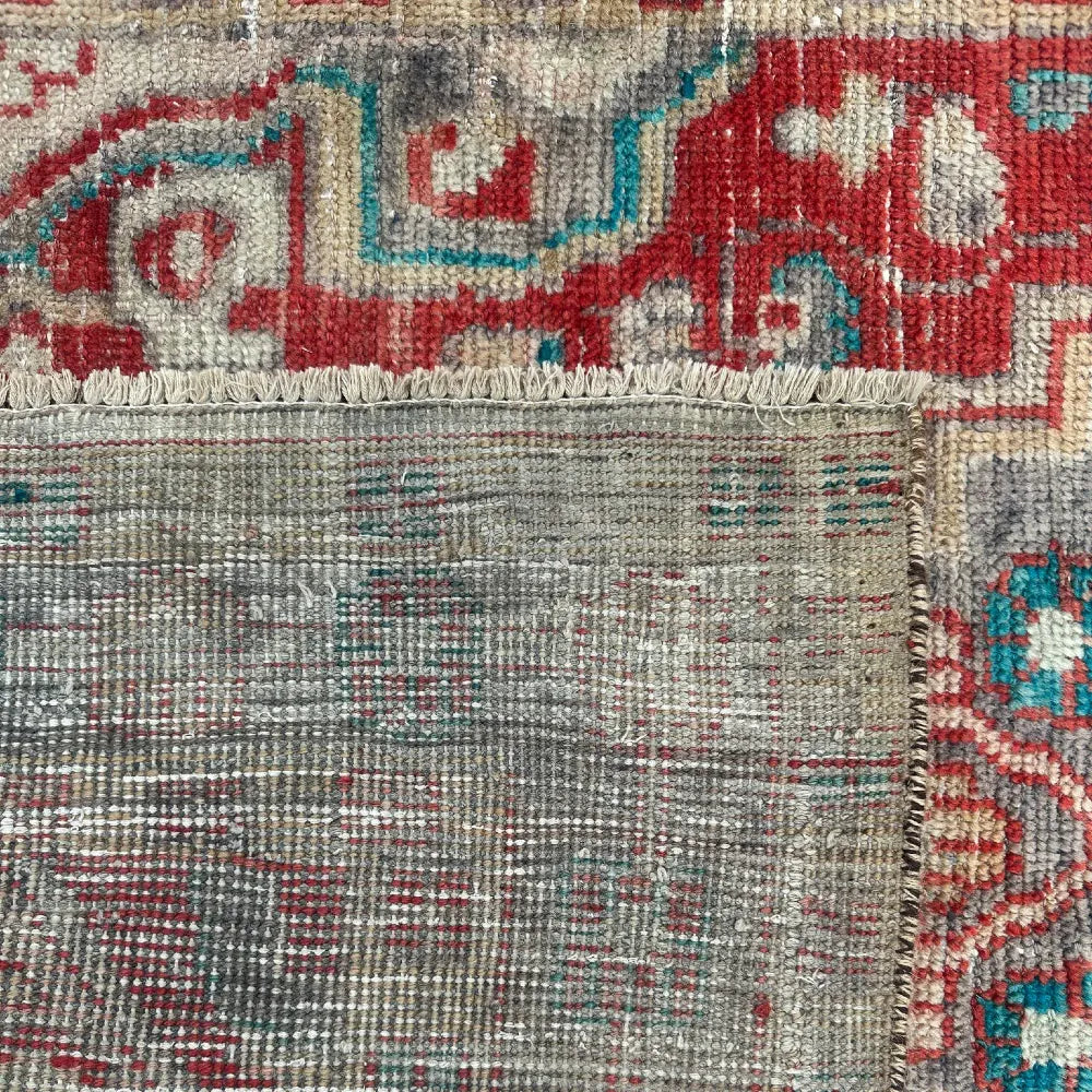 Hand Knotted Vintage Persian Shirazi Rug 539 | 198 x 122cm