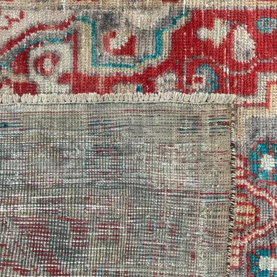 Hand Knotted Vintage Persian Shirazi Rug 539 | 198 x 122cm