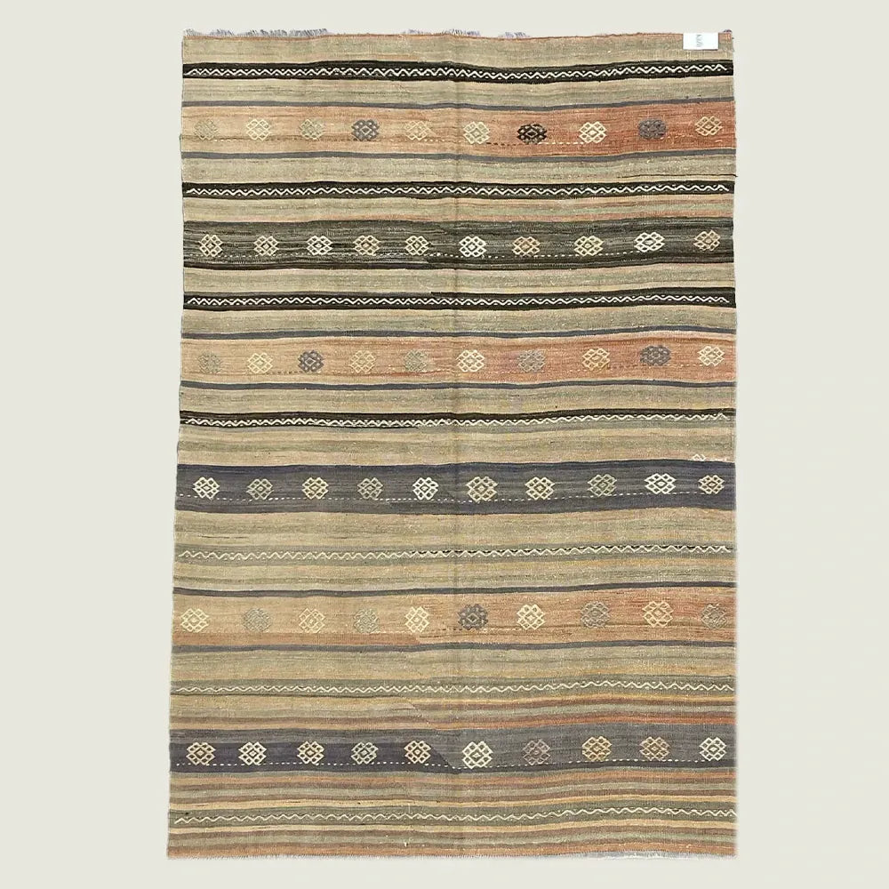 Hand Knotted Vintage Turkish Anatolian Rug 18 | 231 x 161cm