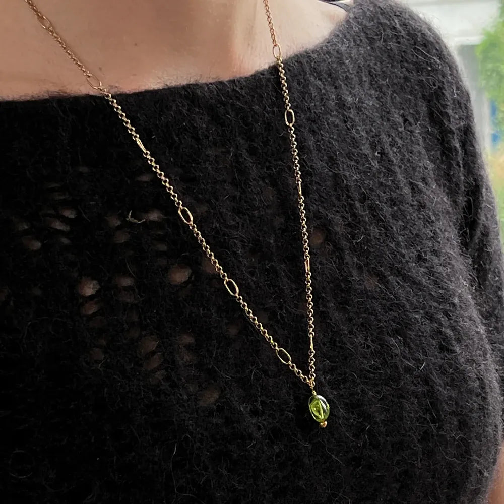 Long Ovala Chain with Peridot Semi Precious Stone