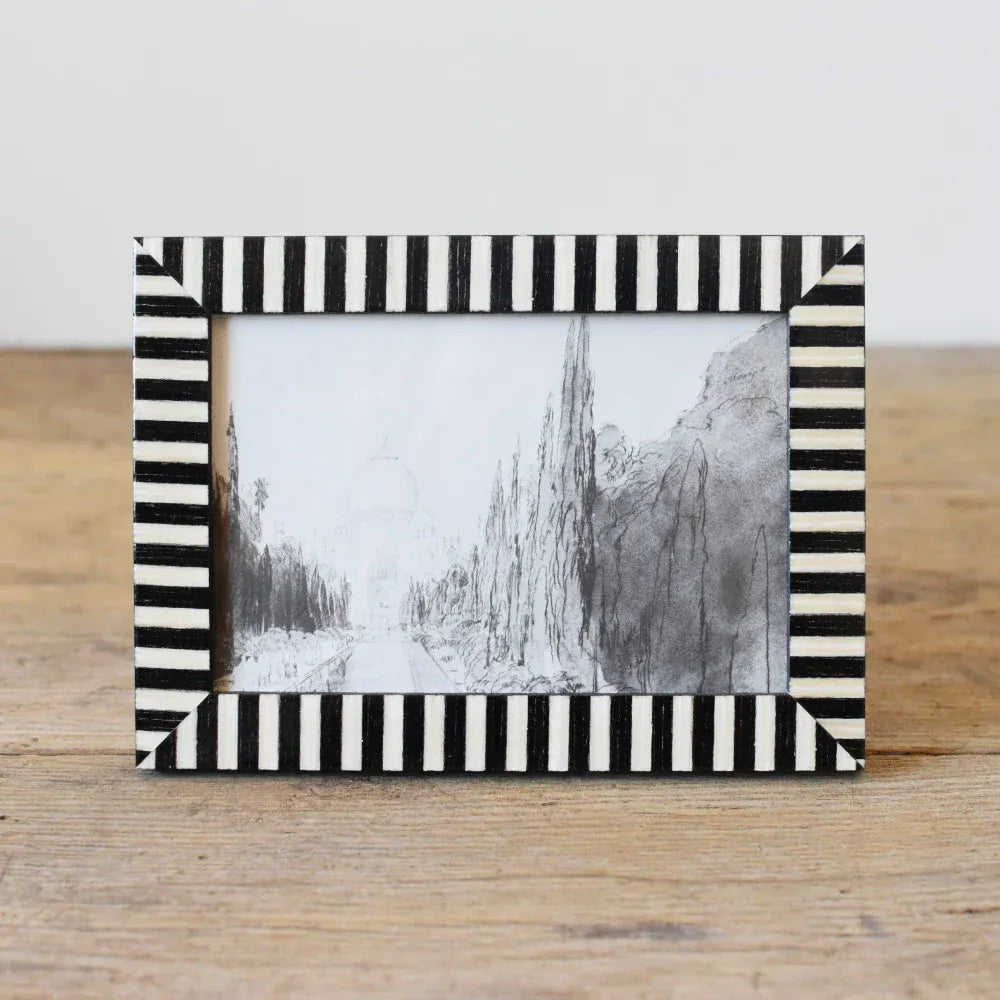 Natalini Striped Frame