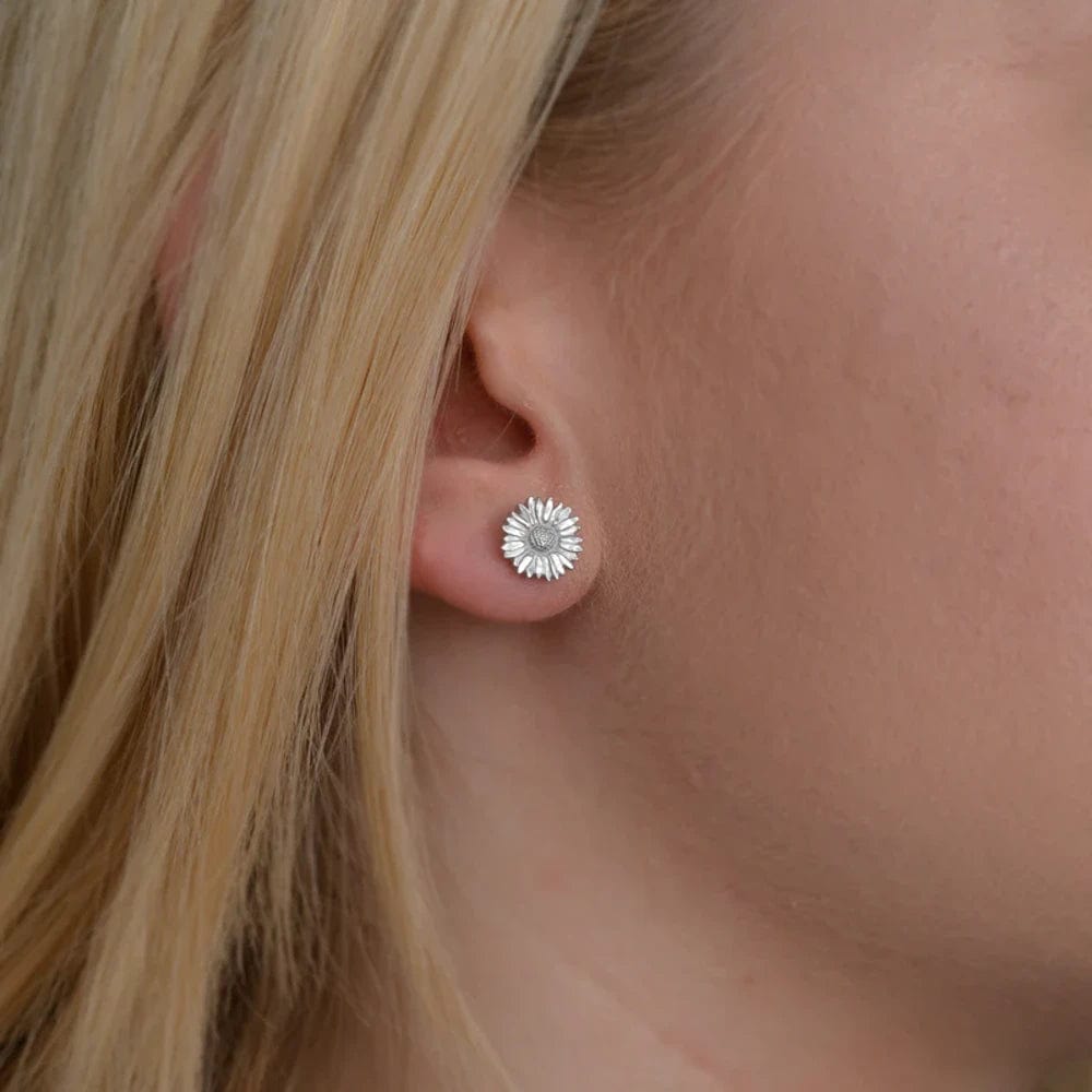 Silver Daisy Stud Earrings