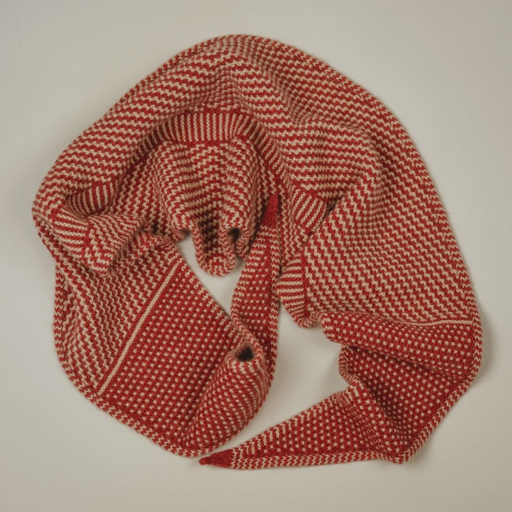 Taranaki Neckerchief in Camel Down | Pōhutukawa