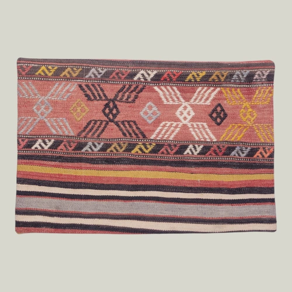Vintage Turkish Kilim Cushion 1019 | 40 x 60cm