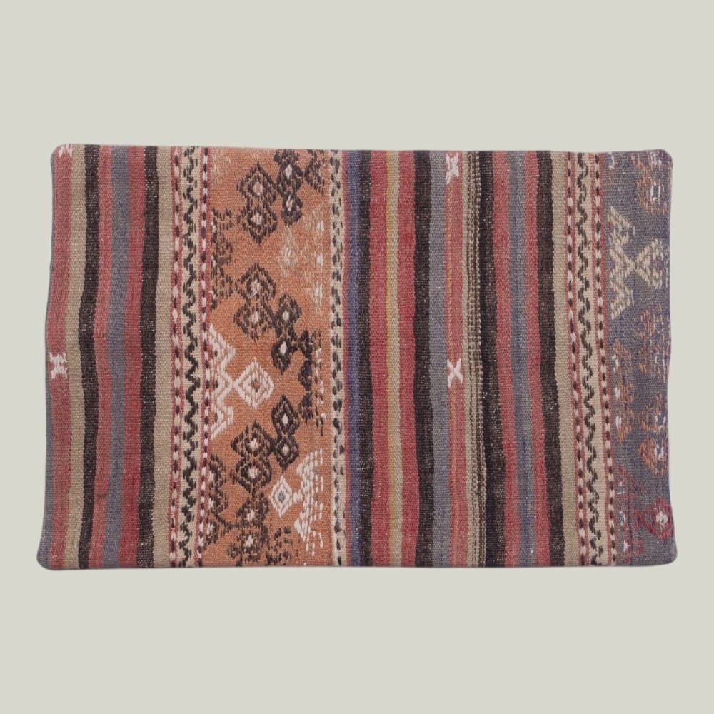 Vintage Turkish Kilim Cushion 1033 | 40 x 60cm
