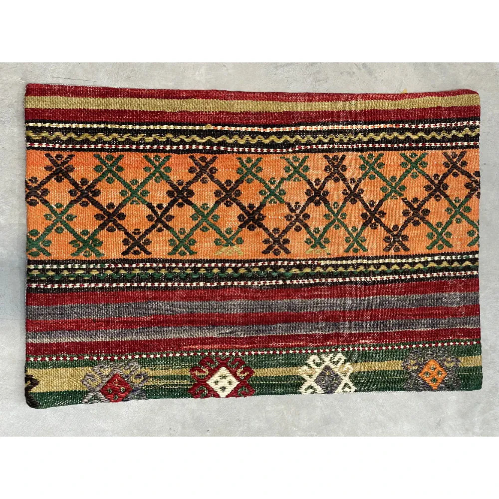 Vintage Turkish Kilim Cushion 451 | 40 x 60cm