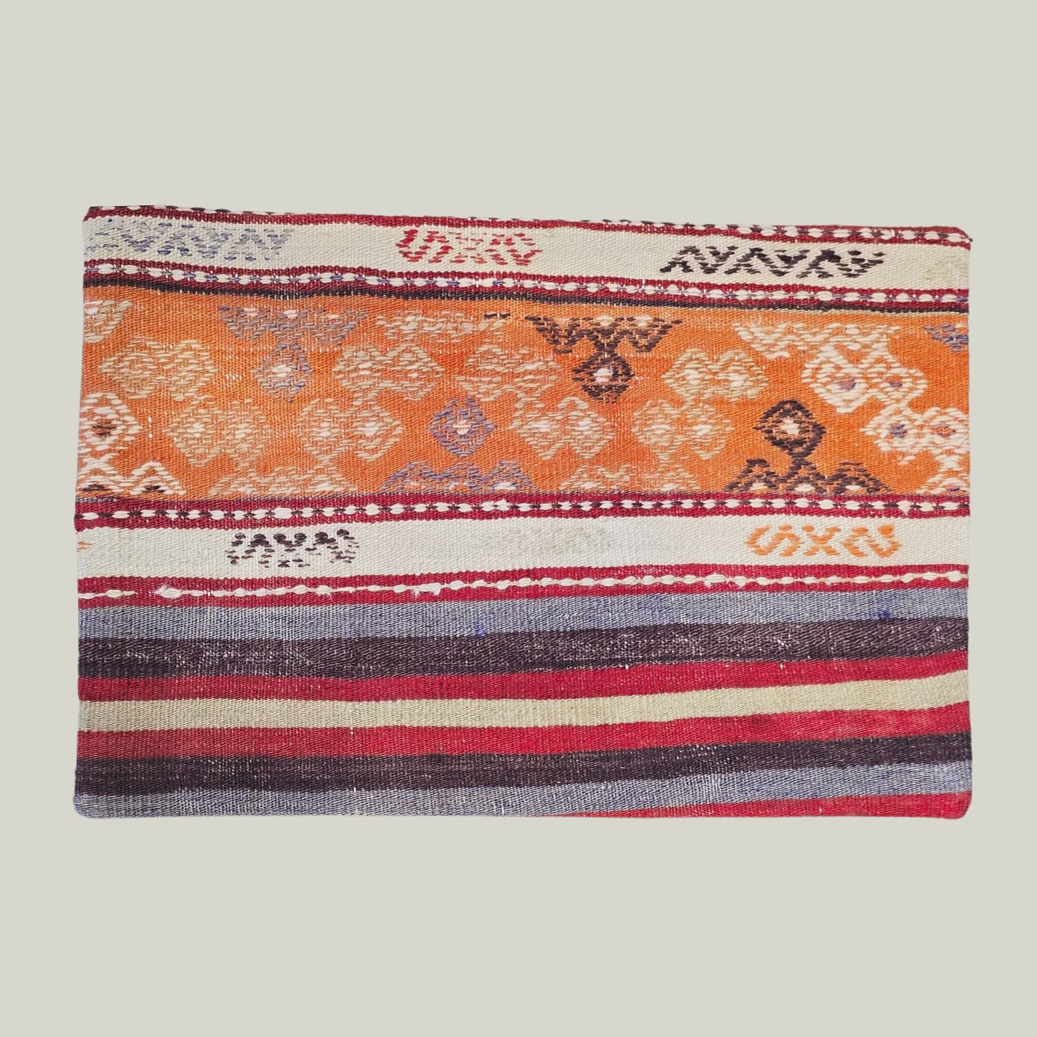 Vintage Turkish Kilim Cushion 677 | 40 x 60cm