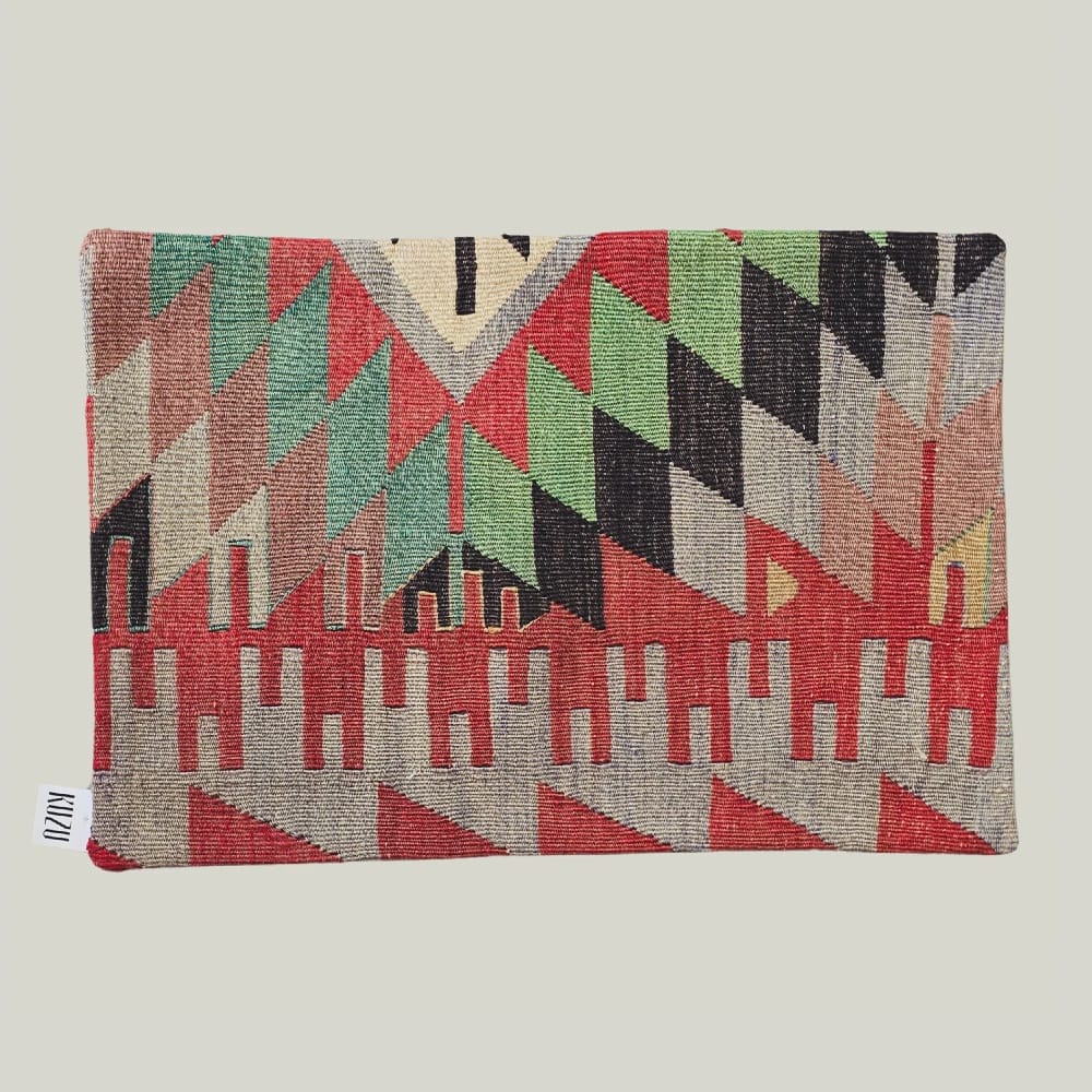 Vintage Turkish Kilim Cushion 713 | 40 x 60cm