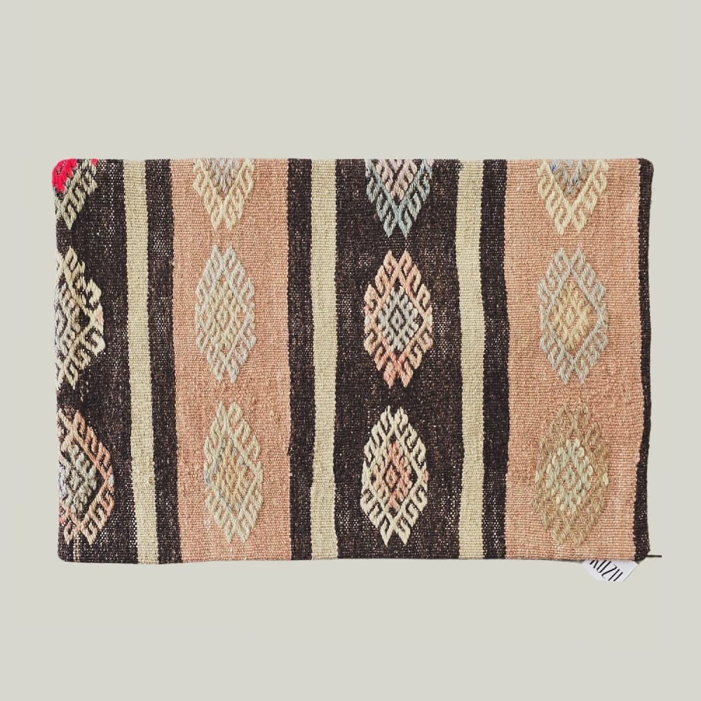 Vintage Turkish Kilim Cushion 805 | 40 x 60cm
