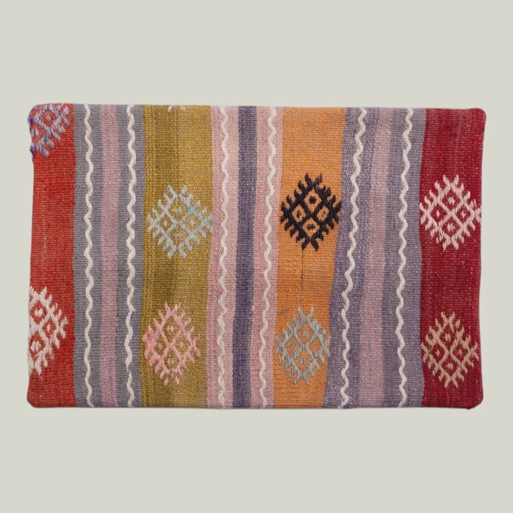 Vintage Turkish Kilim Cushion 931 | 40 x 60cm