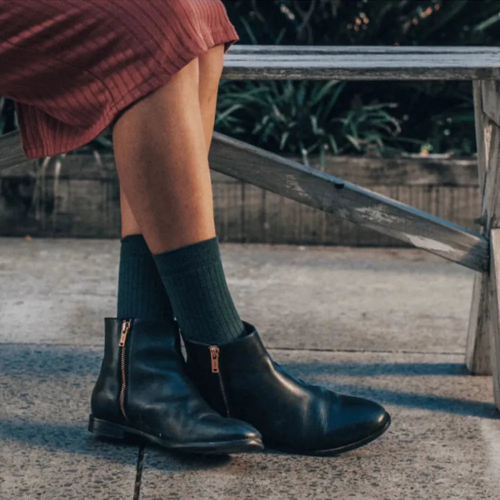 Women's Merino Crew Socks | Tuatara