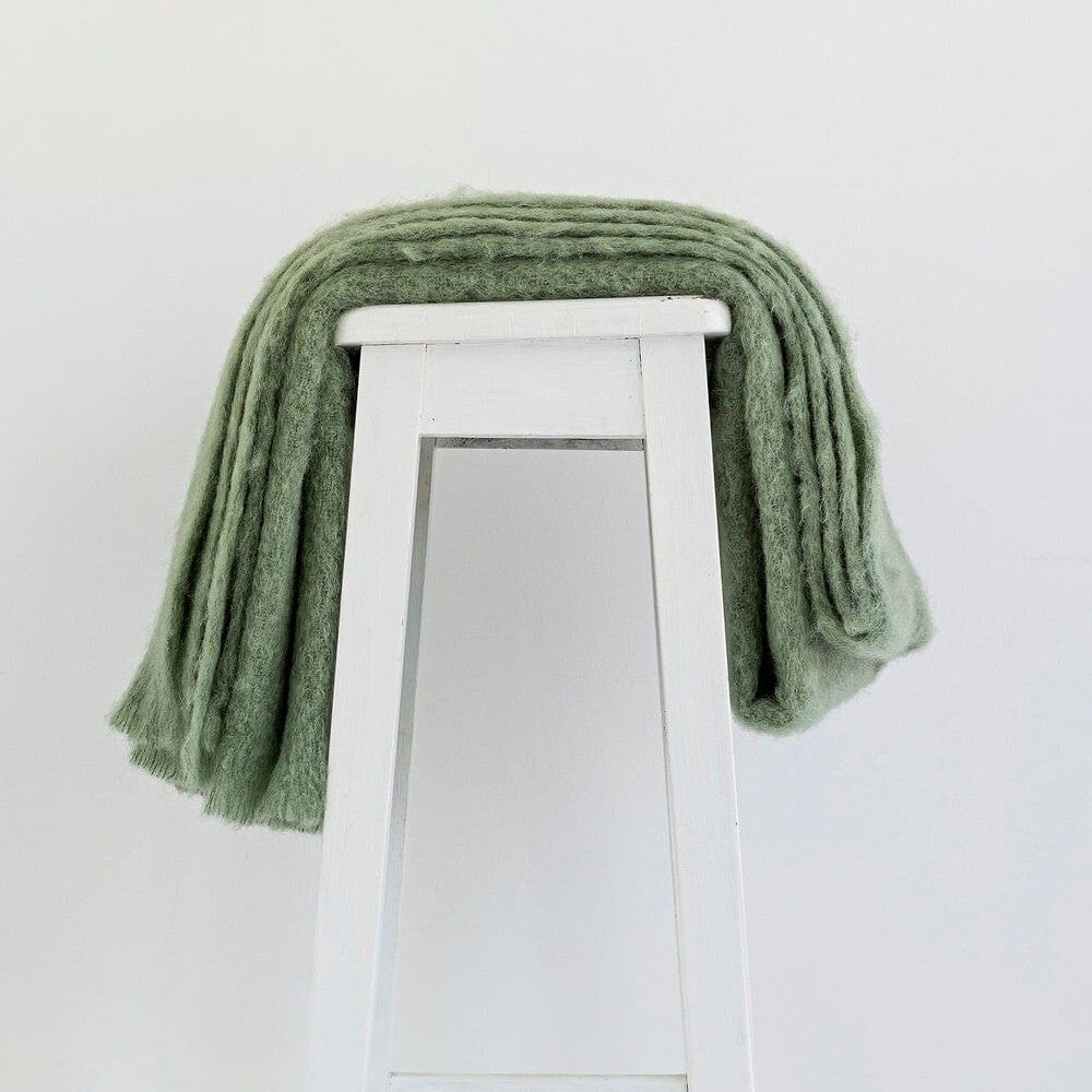Mohair throw | Olive